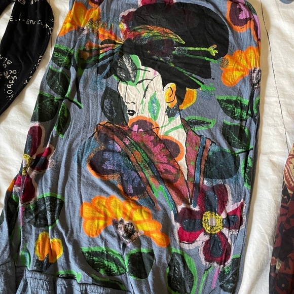 Desigual bundle of 3 items - Picture 6 of 11